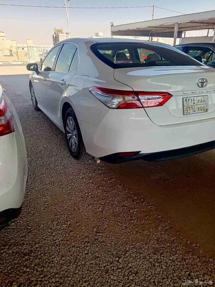 تويوتا كامري. 1