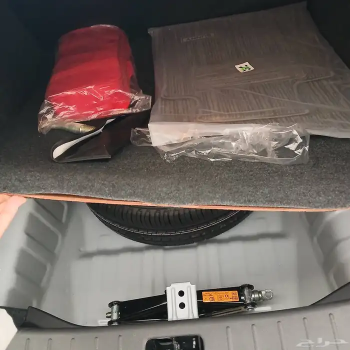 نيسان صني 2024 اصفار سعودي فل كامل 6