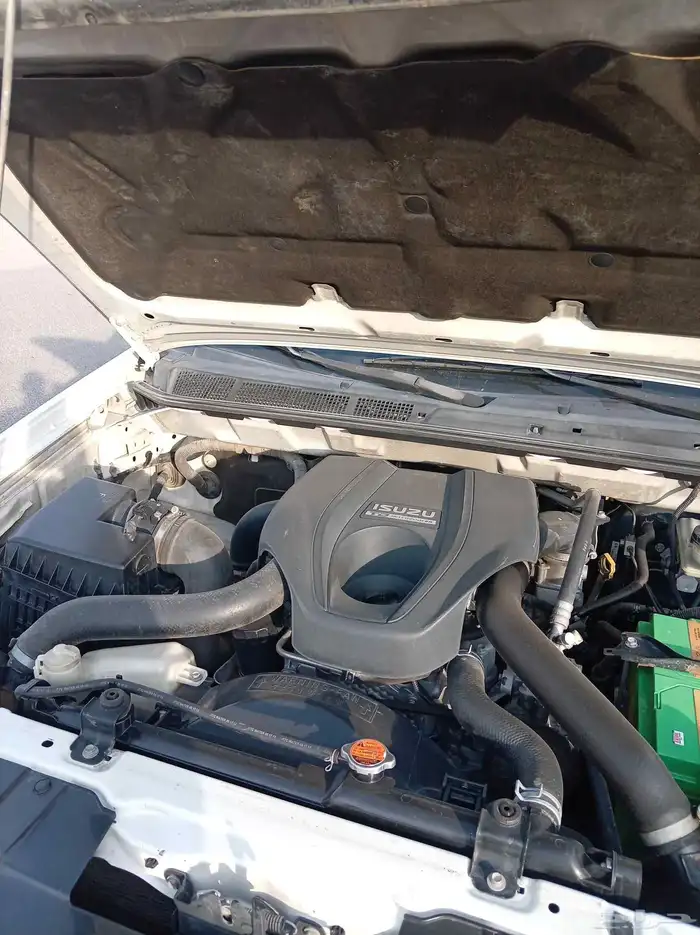 ايسوزوا 2014 مكينة كبيرة 6