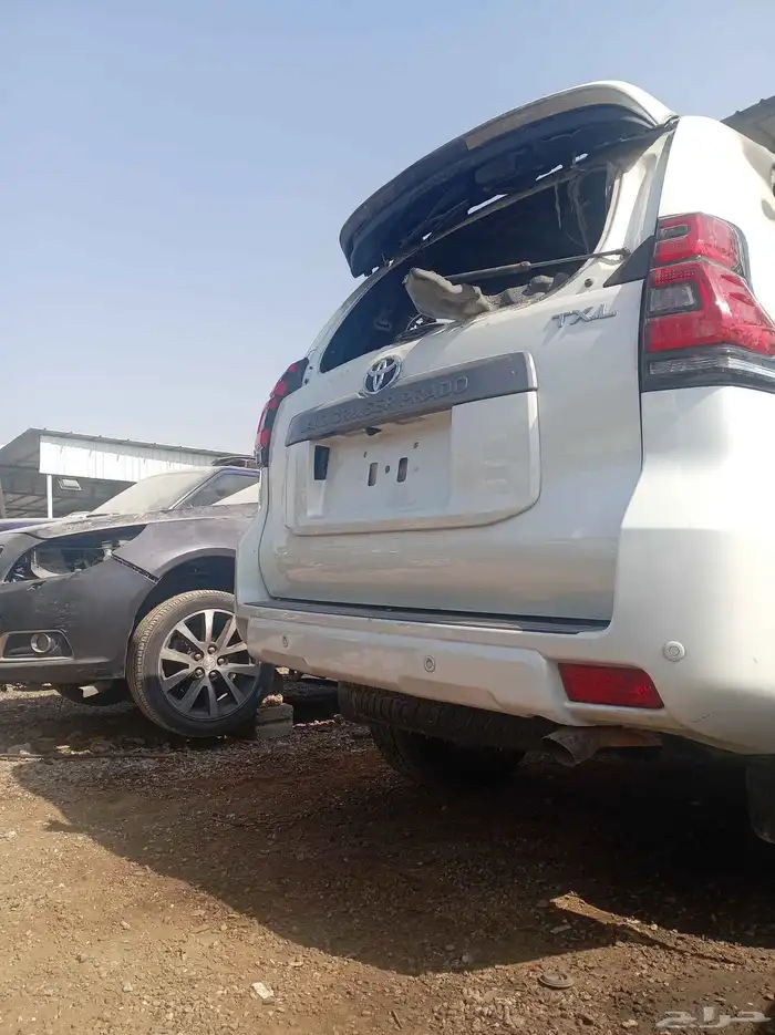 يوجد لدينا جميع انواع قطع غيار تيوته PRADO تشليح 0