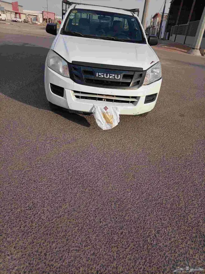 ايسوزوا 2014 مكينة كبيرة 1