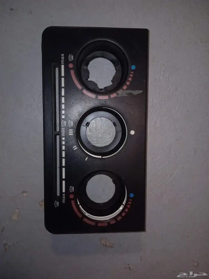 قطع اصلي وكاله لسياره مرسيدس 190 0