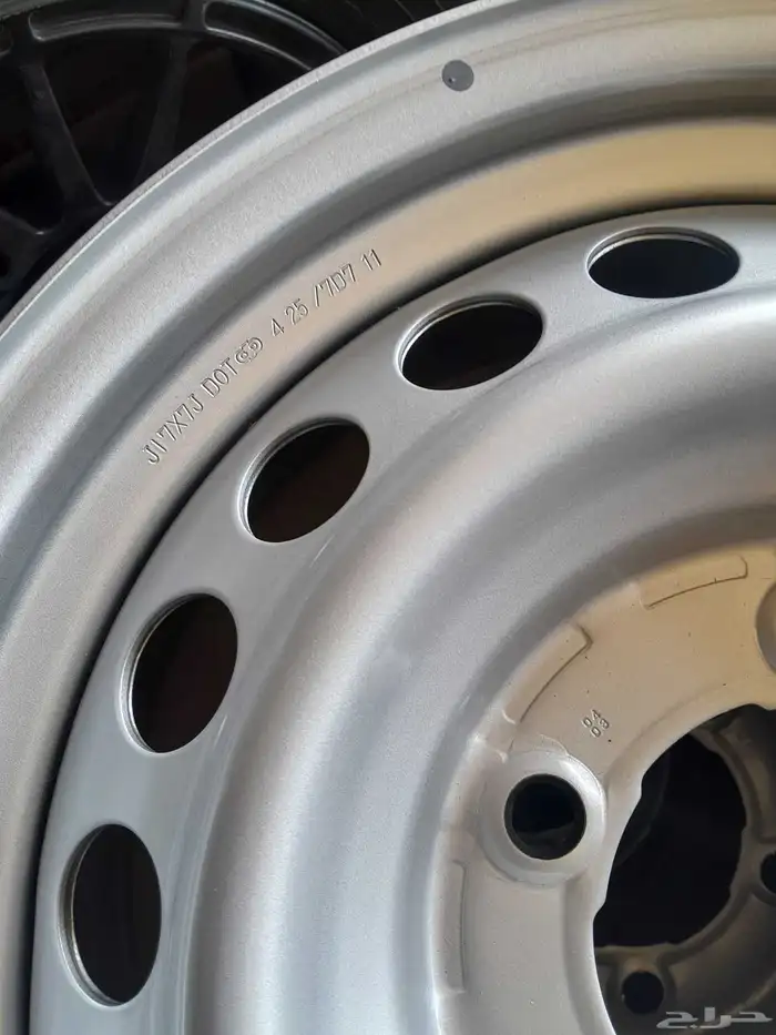 يتوفر لدينا جنوط هلل جيب اصلي وكاله 2