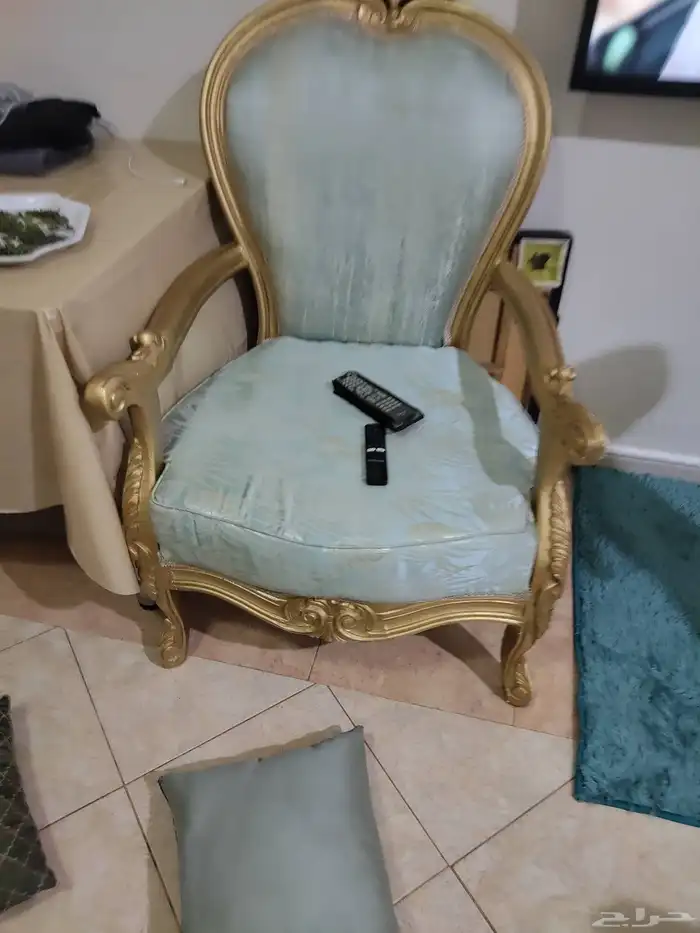 كنب للبيع مستعمل خفيف 3