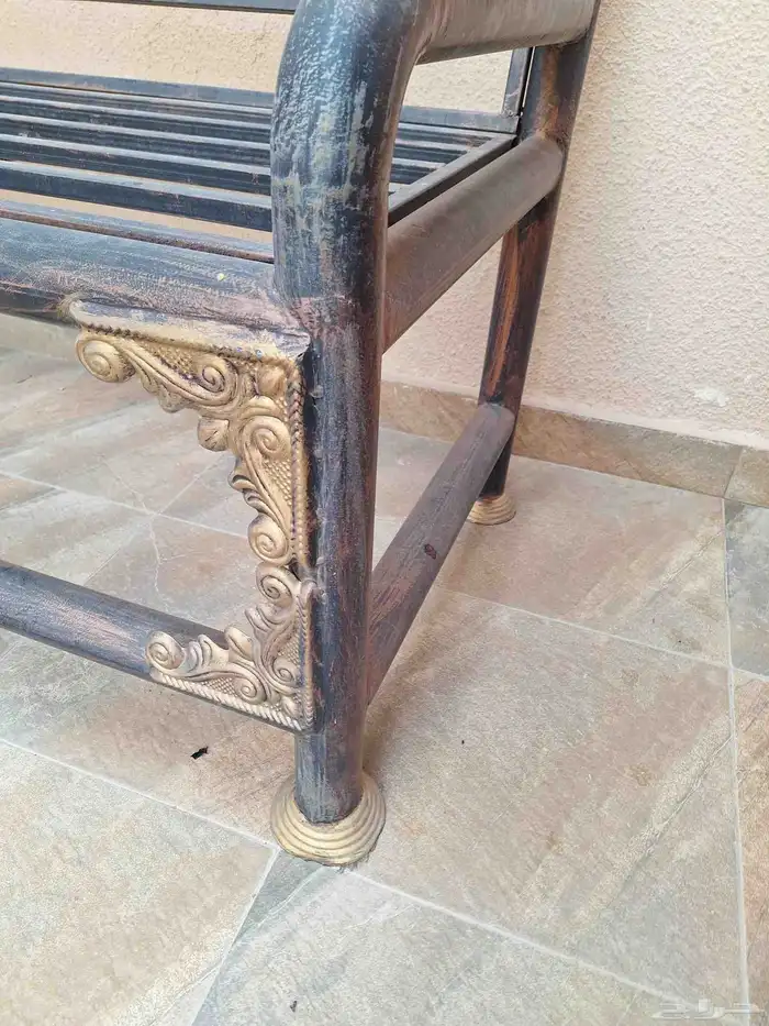 طقم جلسه خارجية. كراسي وطاولة ذات وزن ثقيل. مصبوغ وداخل فرن 6