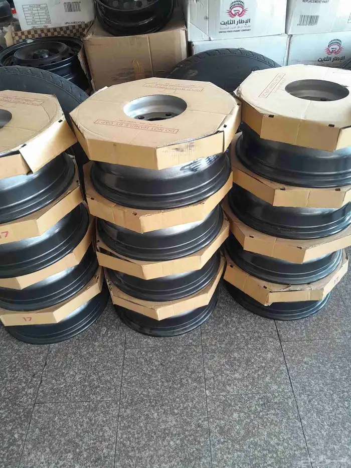 يتوفر لدينا جنوط هلل جيب اصلي وكاله 0