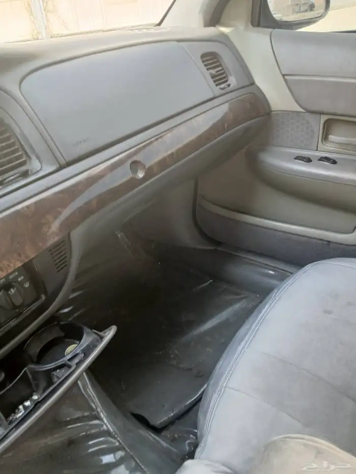 فورد كراون فكتوريا موديل2001 مدني 9