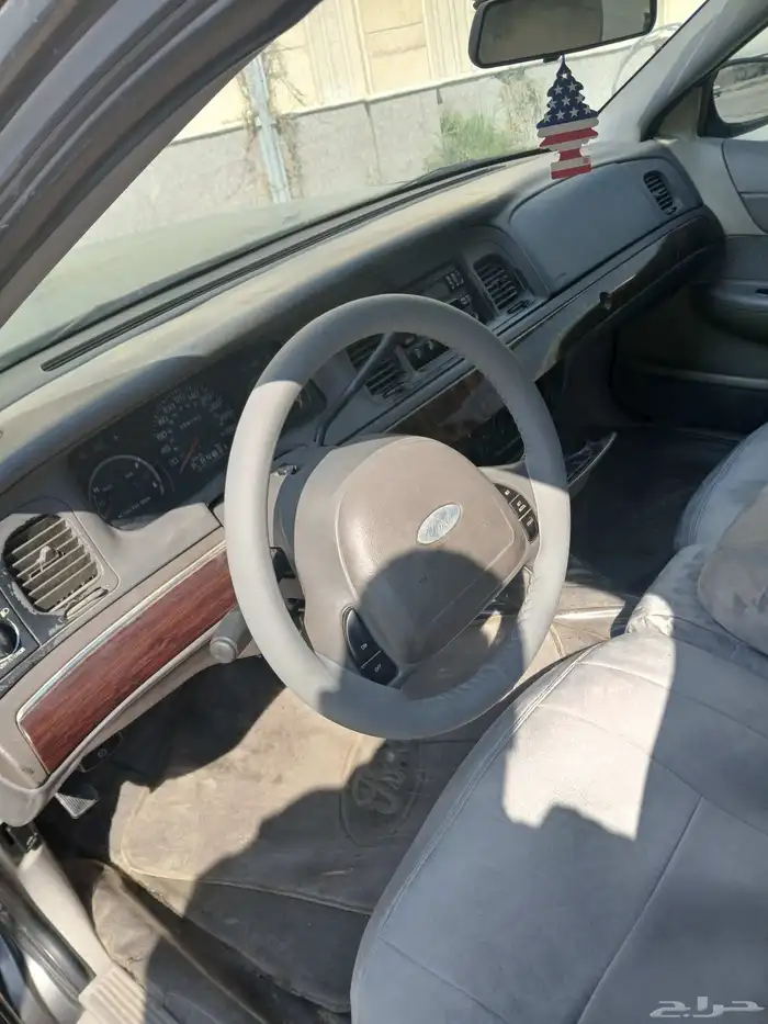 فورد كراون فكتوريا موديل2001 مدني 6