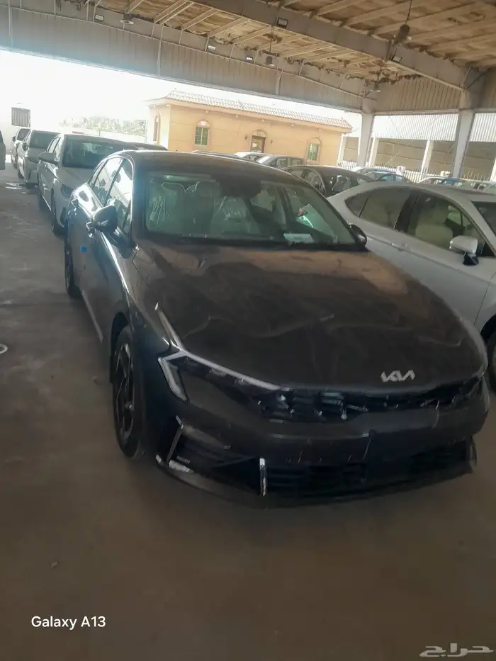 كيا K5 نص فل بانوراما مراتب جلد اللون رمادى 2