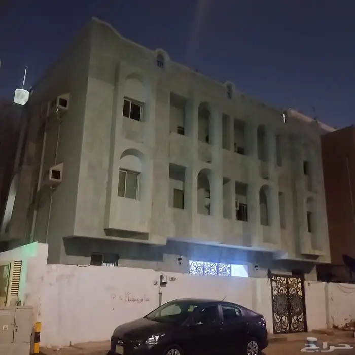 عماره للايجار بحي البوادي سكن عمال شركه 9