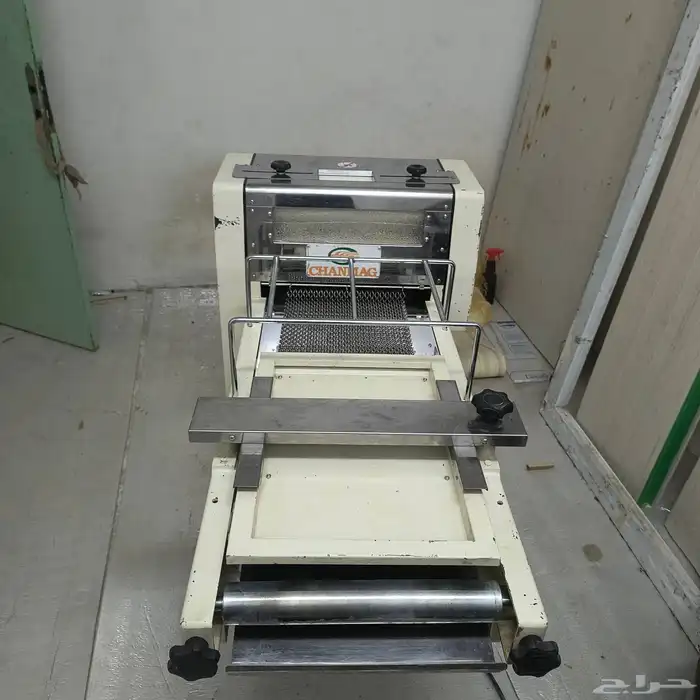 للبيع ماكينة خبز صامولي (تايواني) حالة ممتازة للبيع 3