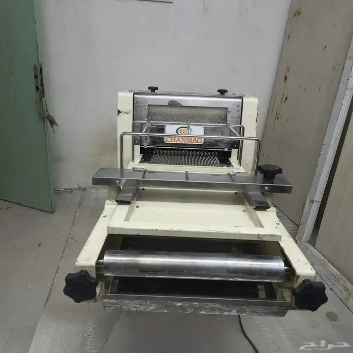 للبيع ماكينة خبز صامولي (تايواني) حالة ممتازة للبيع 2