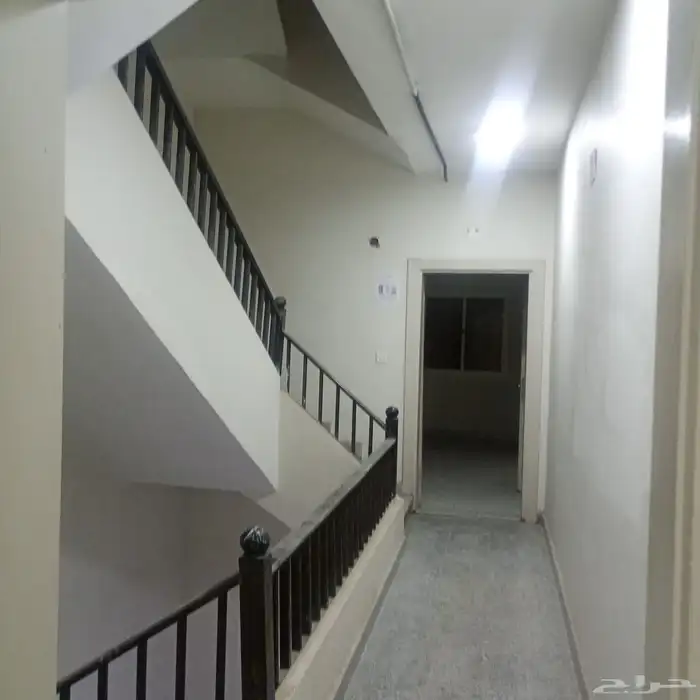عماره للايجار بحي البوادي سكن عمال شركه 3
