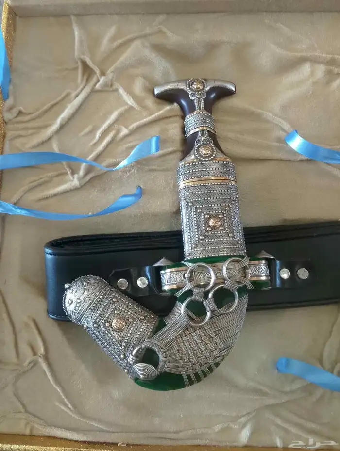 خنجر فضه مطعم بذهب 1