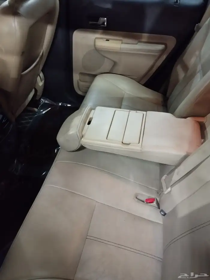 فورد ايدج 2010 فئة ليمتد مستعملة. فل كامل قير أوتوماتيك. بنز 12