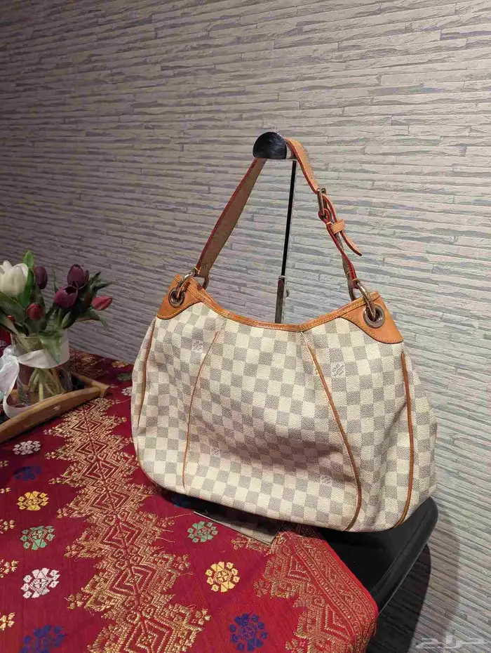 شنطة لويس فيتون LV 1