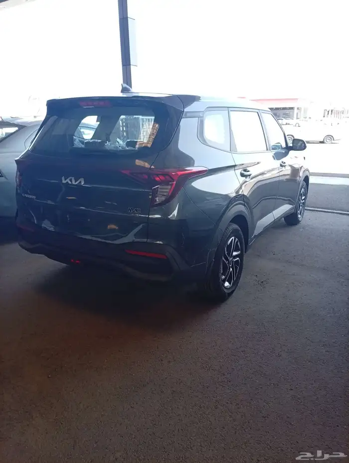 كيا كارينز GL مطور موديل 2025 6