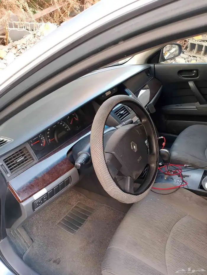 رينو سافران 2011 2