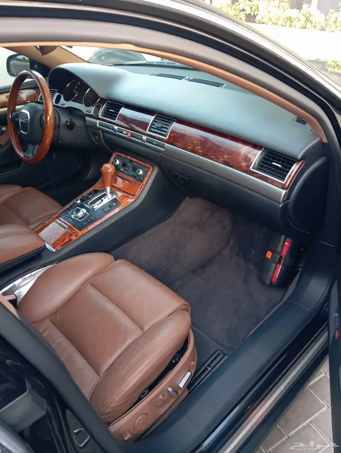 سيارة أودي AL8 2