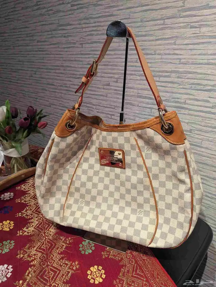 شنطة لويس فيتون LV 0