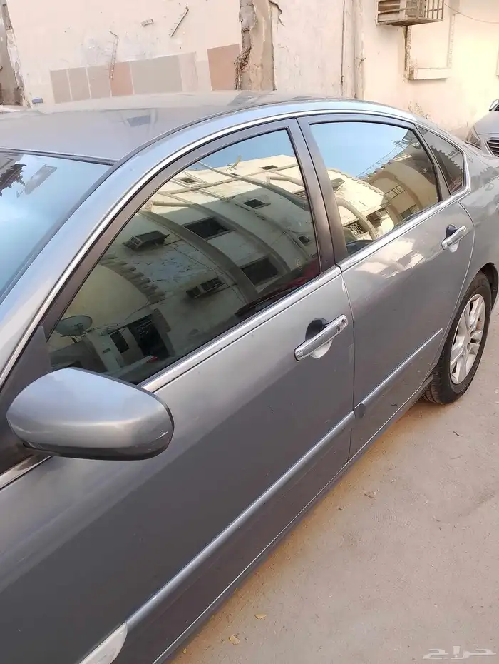 رينو سافران 2011 0