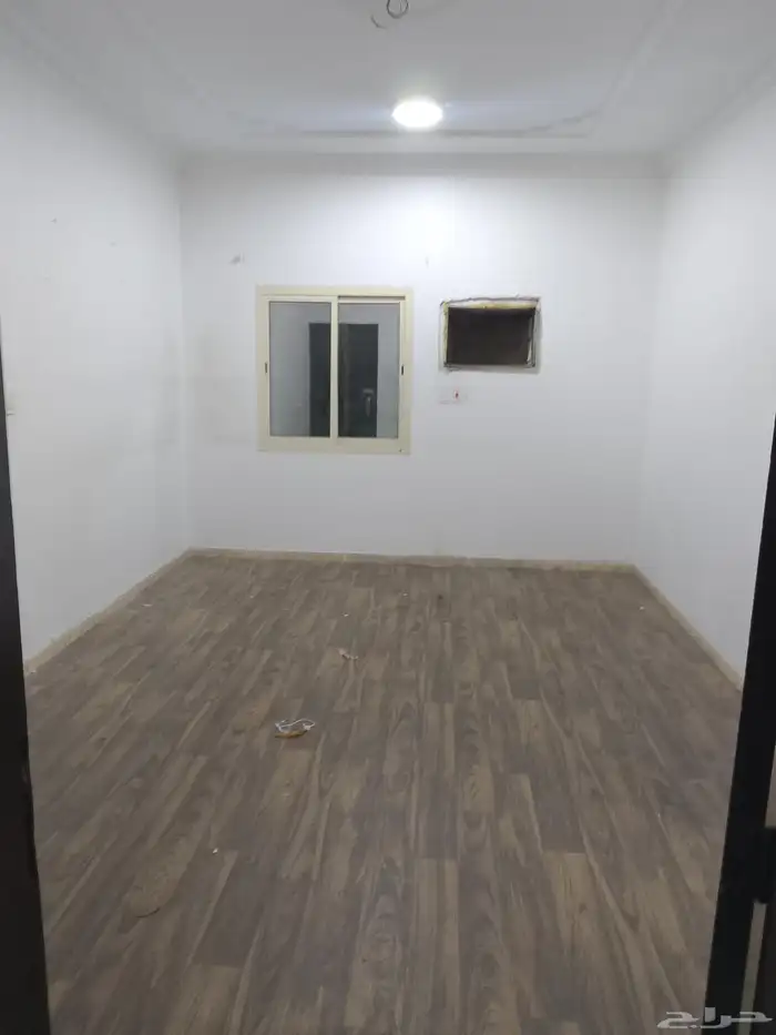 للايجار شقه عوائل ارضيه حي بدر 3غرف وصاله 18 الف دوفعات 5