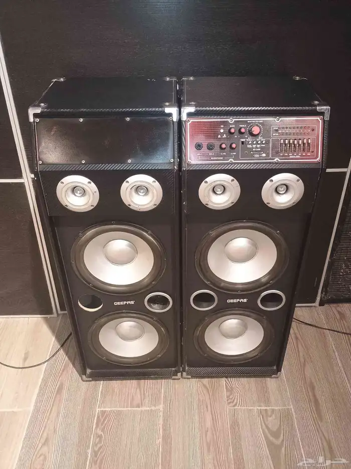 مكبرات سماعات صوت 1