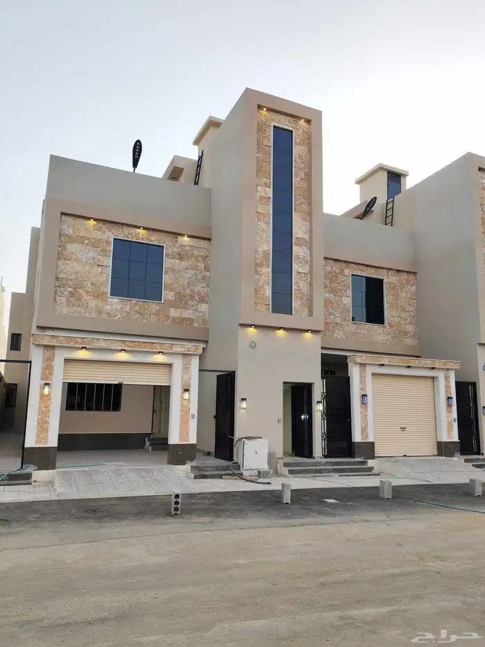 للبيع روف تشطيب vip مقابل نادي ضمك 0