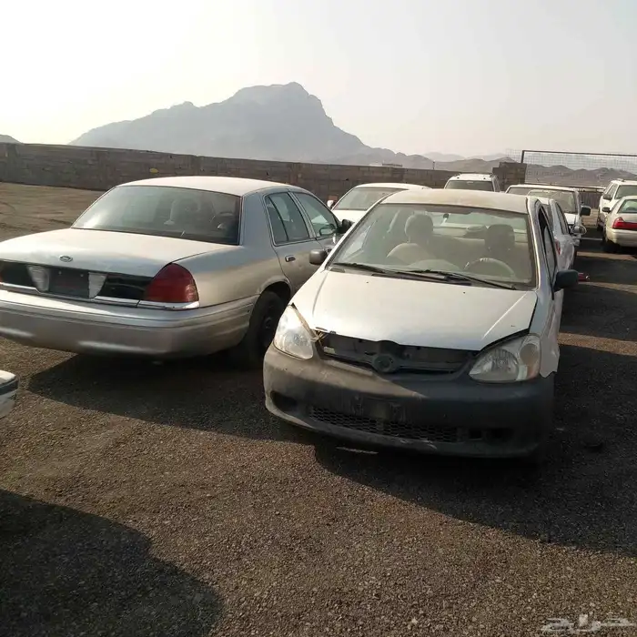 تويوتا نسيان. فورد 7