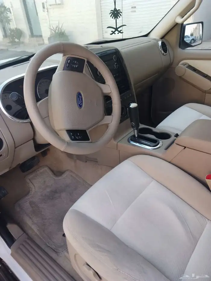 فورد اكسبلورر 2010 1