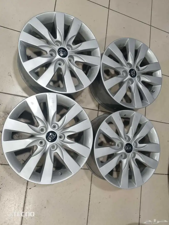 طقم جنوط سيراتو أصلي وكاله مقاس 17 3