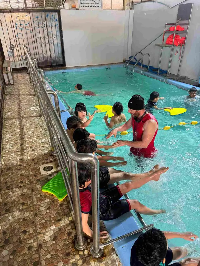 (مدرب شخصي) معلم سباحة وإنقاذ ومدرب لياقة بدنية (جيم) 3
