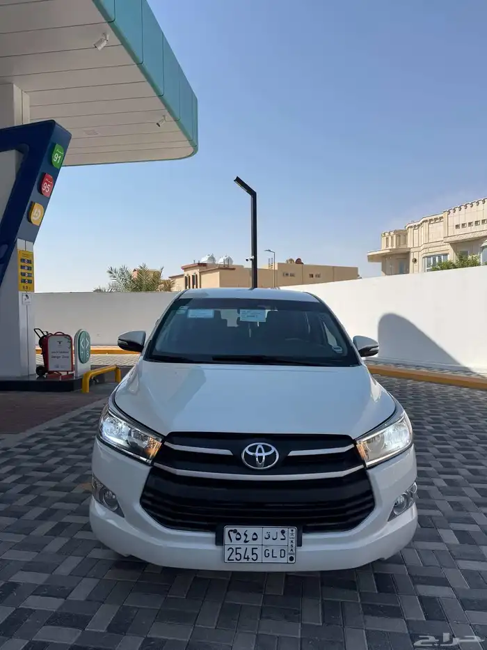 تويوتا انوفا 4