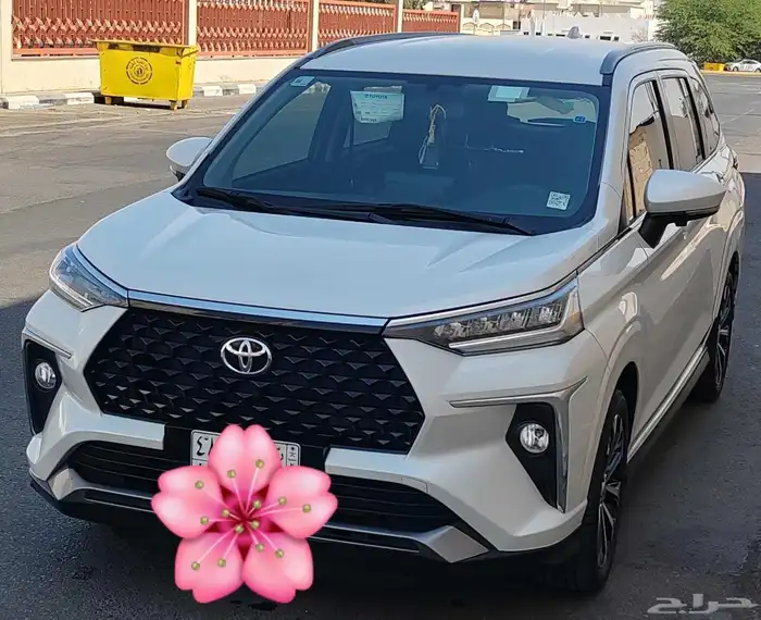 تويوتا فيلوز 2024 فل كامل 1