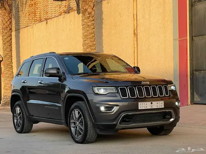 جراند شروكي ليمتد 2017 - 8 سلندر فل كامل 1