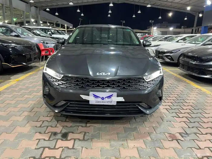 كيا K5 هايبرد 2023 متاح تقسيط 2