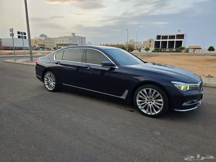 bmw 2016 730il مخزن للبيع 4