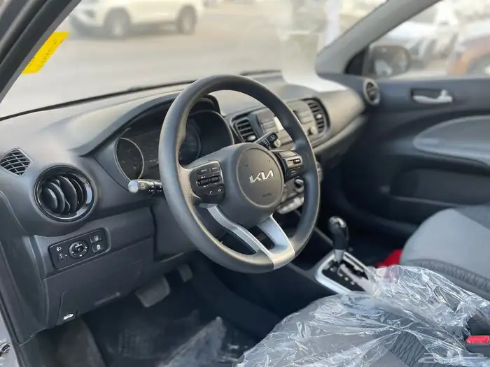 كيا بيجاس ستاندر 2025 1