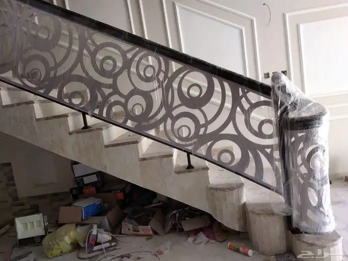 تفصيل ابواب كلادن وليزر وأبواب تيوب مع زجاج والمونيوم وأبواب 5