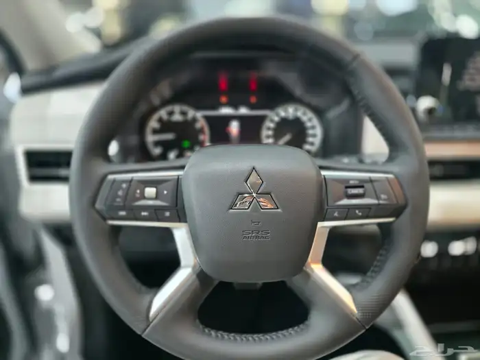 ميتسوبيشي اوتلاندر 2025 5 راكب ( كاش - تقسيط ) بااقل الأسعار 10