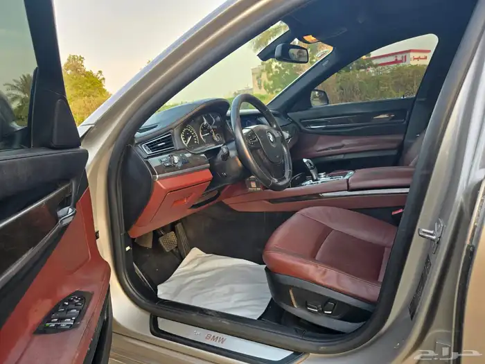 بي ام دبليو 2012 7