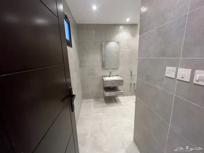 شقه تمليك في حد الحرم من دون عموله 2