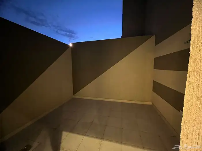 شقه تمليك في حد الحرم من دون عموله 9