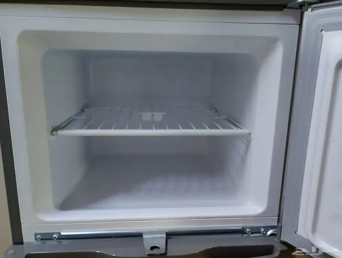 ثلاجة جدبدة استعمال شهرين 1