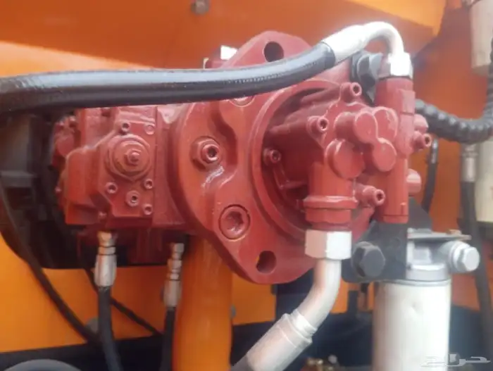 بوكلين هيونداي 2022 مقاس 220 للبيع 4300 ساعة حاله نظيفه جدا 0