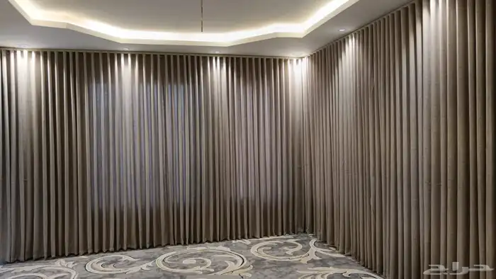 عملائنا الكرام يوجد لدينا احدث الاقمشه لتفصيل الستائر الويف 2