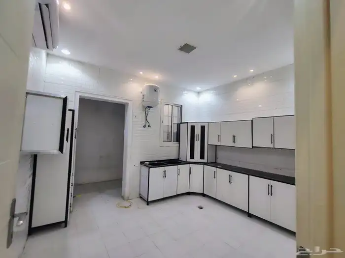 دور دوبلكس للايجار بالمهديه مساحه 200 متر السعر 60 الف 1