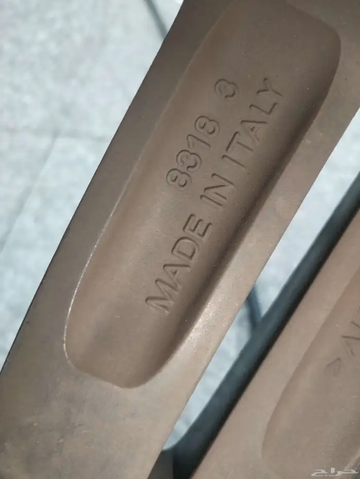 جنوط رنج روفر 2020 العداد إيطالي 3