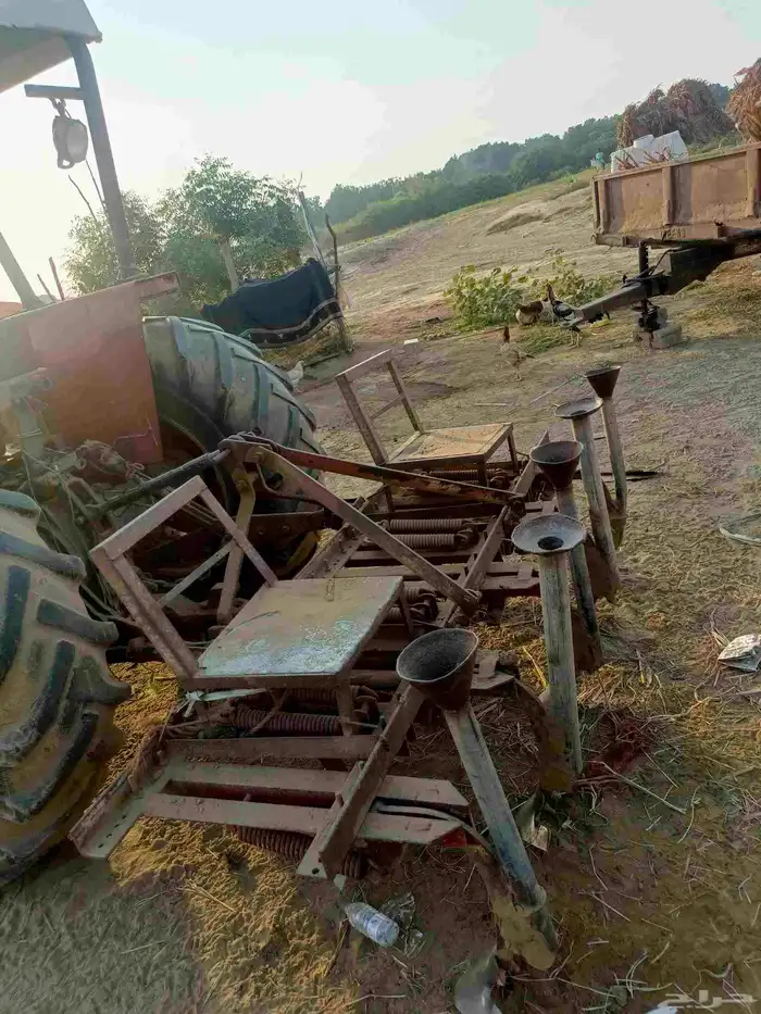 حراثة 390 MASSEY - FERGUSON 1