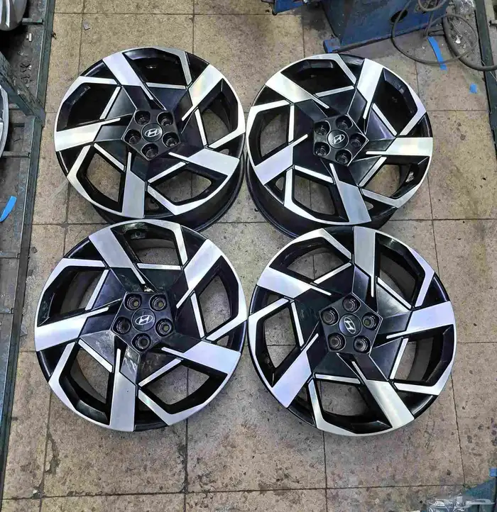 جنوط هونداي سنتافي مقاس20 موديل 2023 اصليه وكاله 13